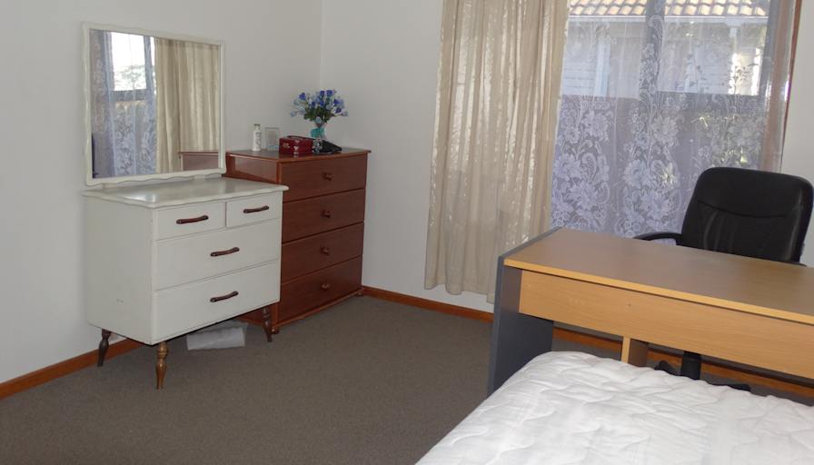 Chee's room
