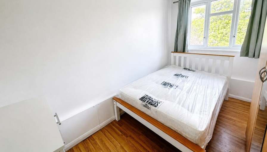 LDS Property Finder's room