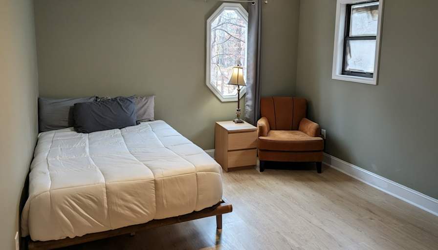 Apple House Living's room