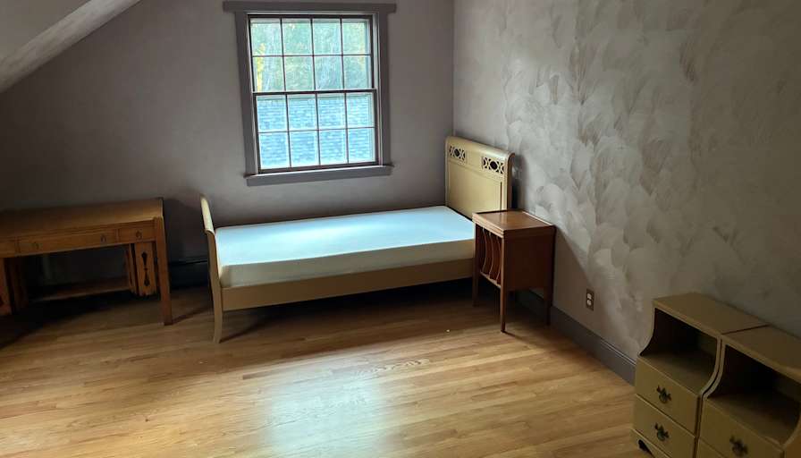 Damon's room