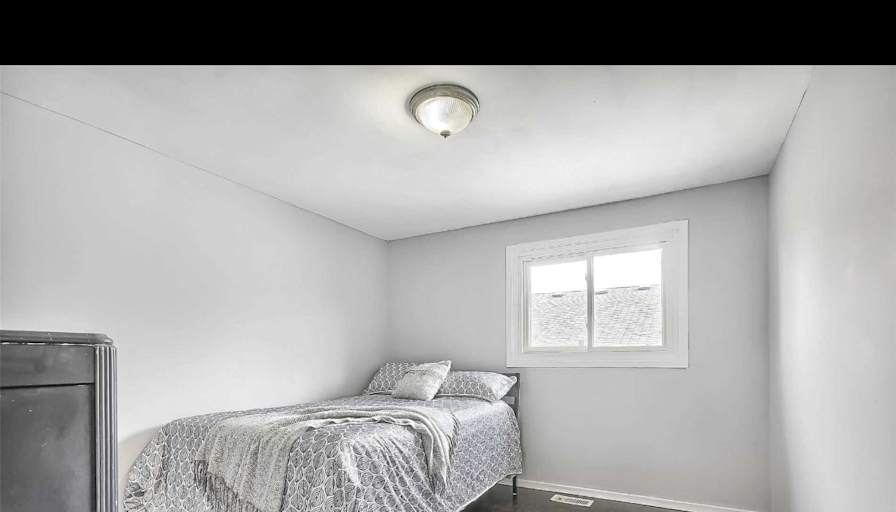 Jennifer's room