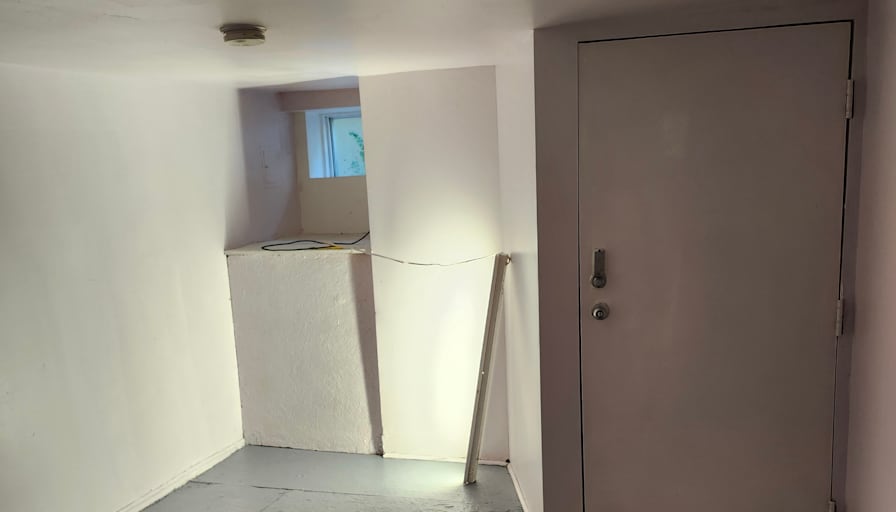 john's room