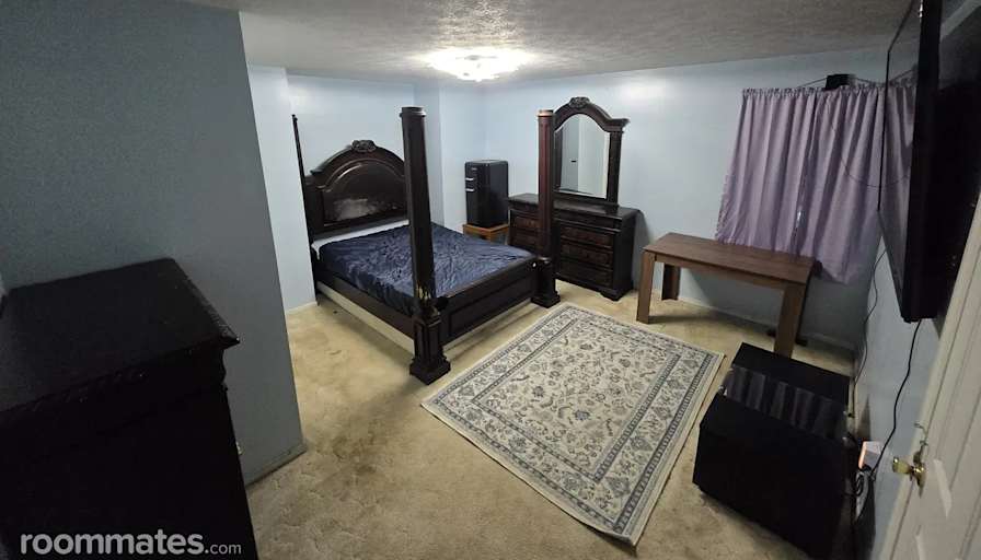 keith's room