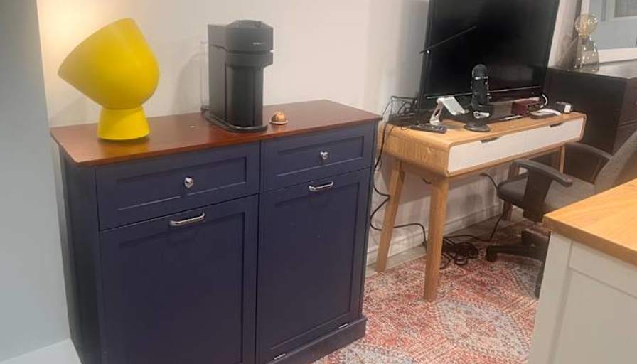 Craig YEG's room