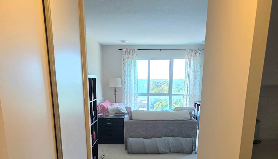 Robyn's room