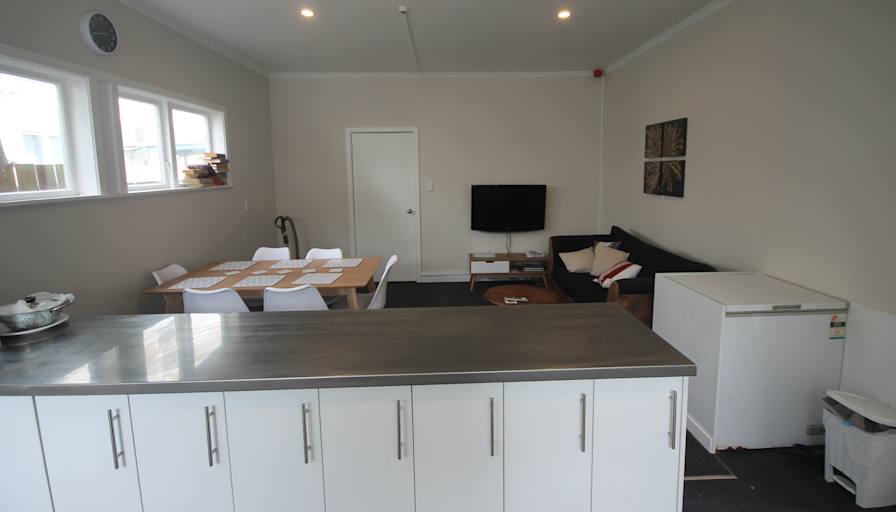 Conwae's room