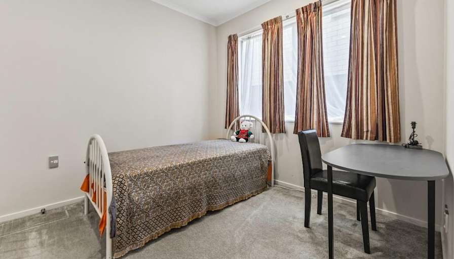 Neera Naidoo's room