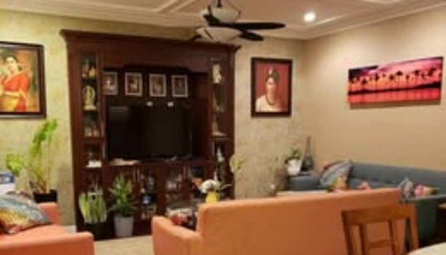 RYJAY's room