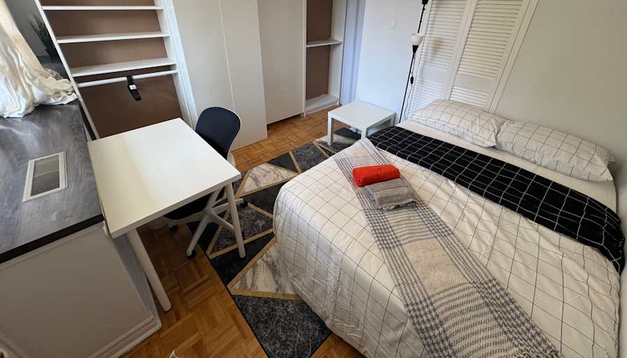 Mahmut Aga's room
