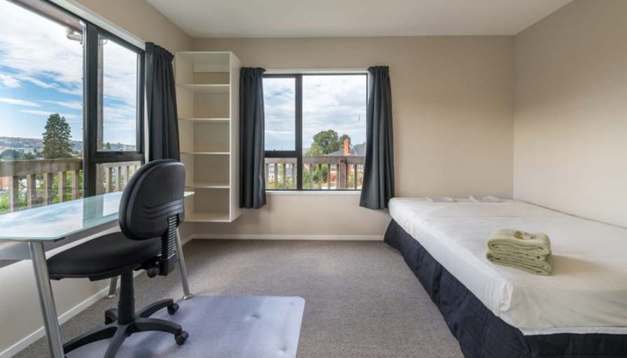 Thomas's room
