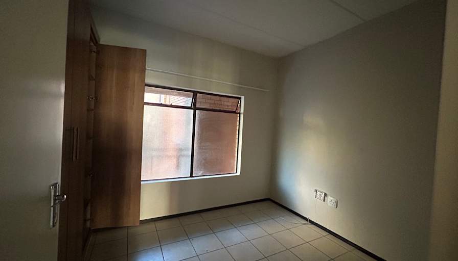 Manasseh S's room