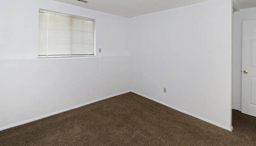 Sedo's room