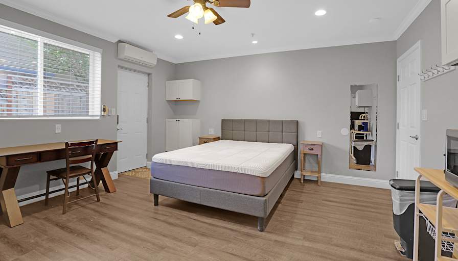 Steve's room