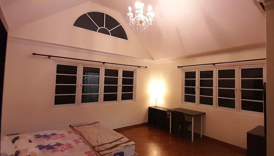Peace's room