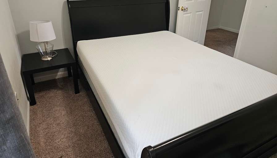 Mo's room