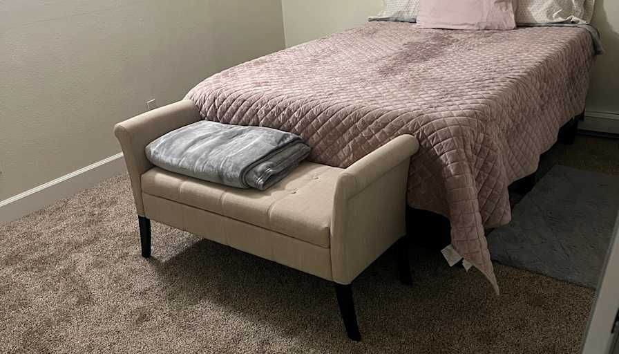 Andrea's room