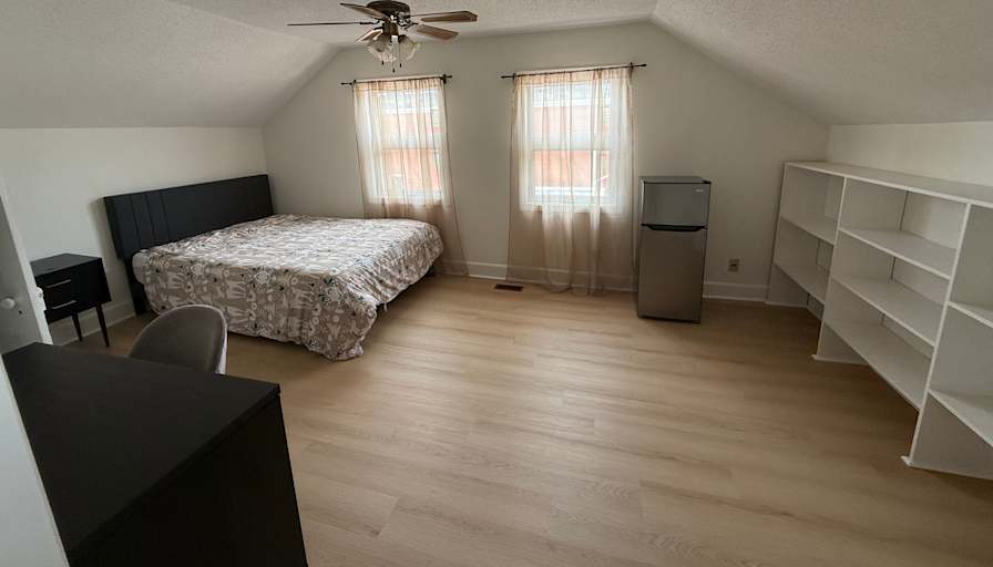 Jill's room