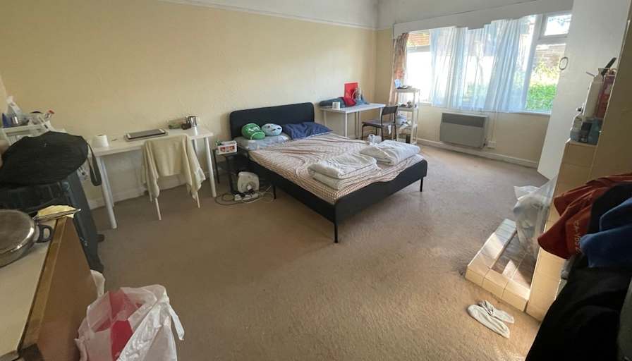 Yik Yu's room