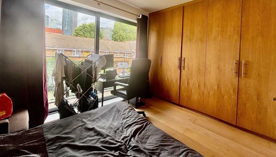 Minwoo's room