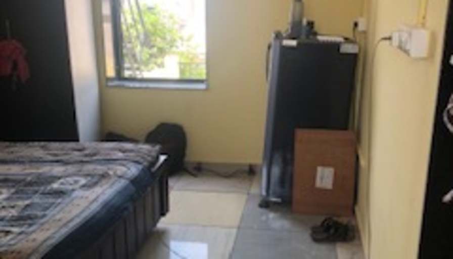 Hiren Bhatt's room