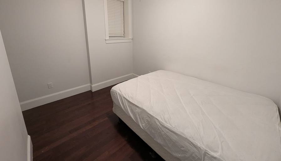 Aeron's room