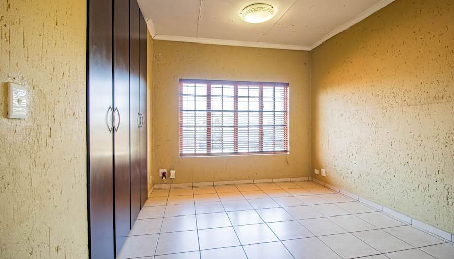 Sphesihle's room