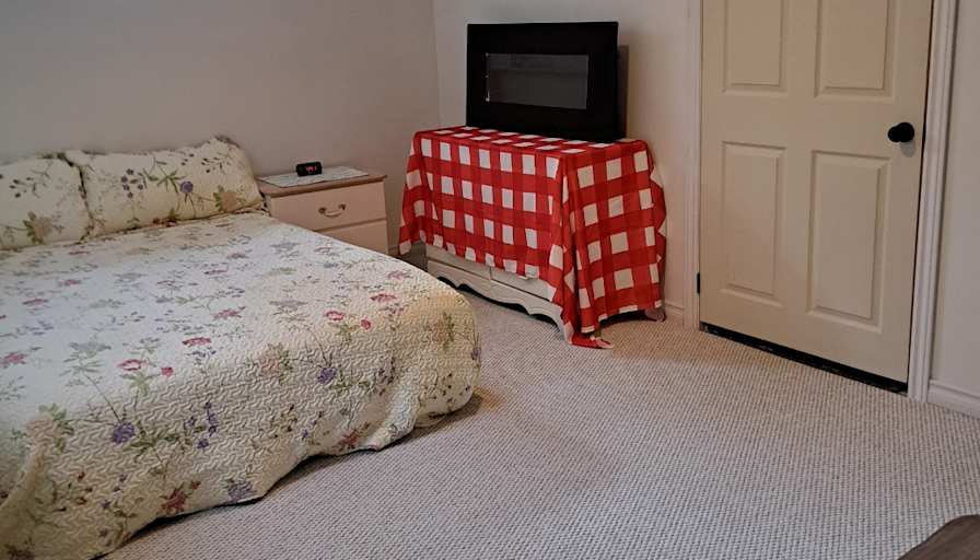 Samantha E Blakey's room