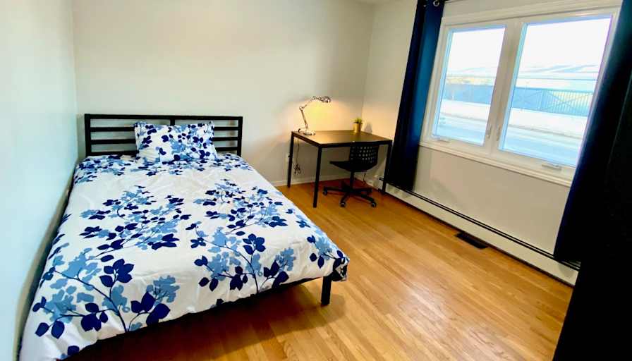 Rachid's room