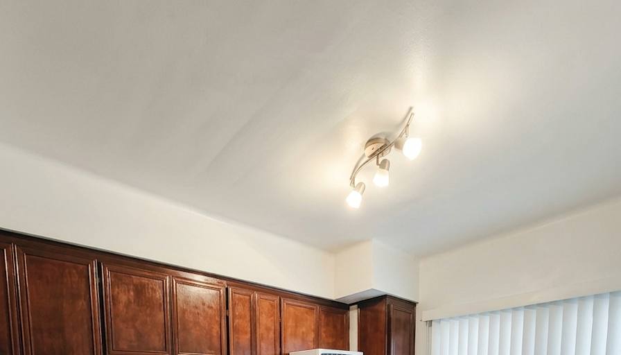 Leon's room