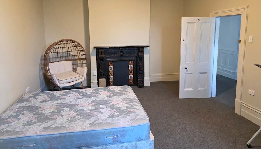 Josh Gately-Taylor's room