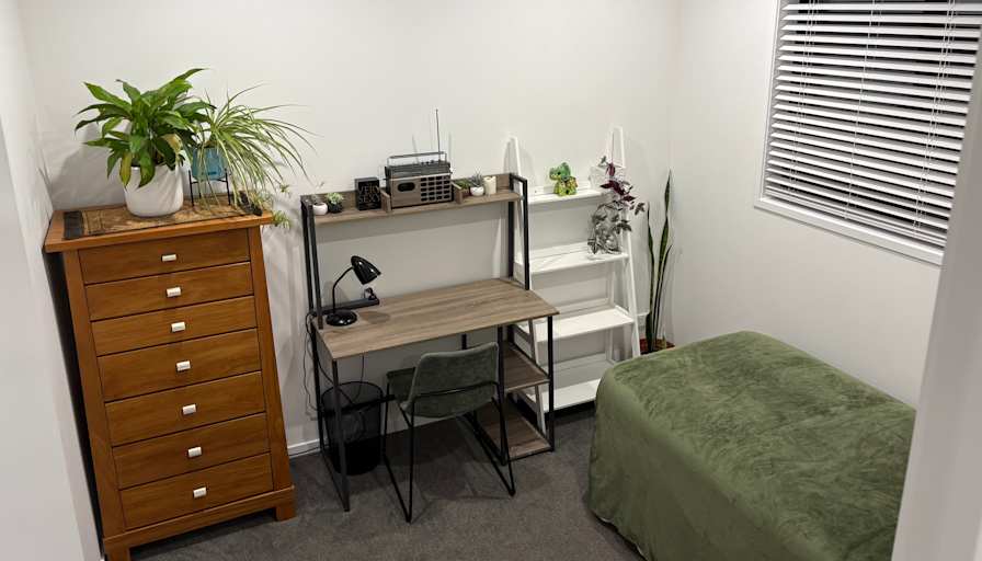 Larissa's room