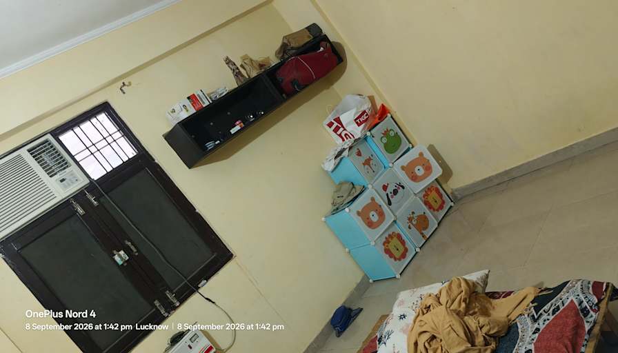 RAHUL CHAURASIYA's room