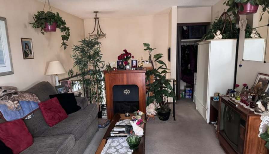 Linda's room