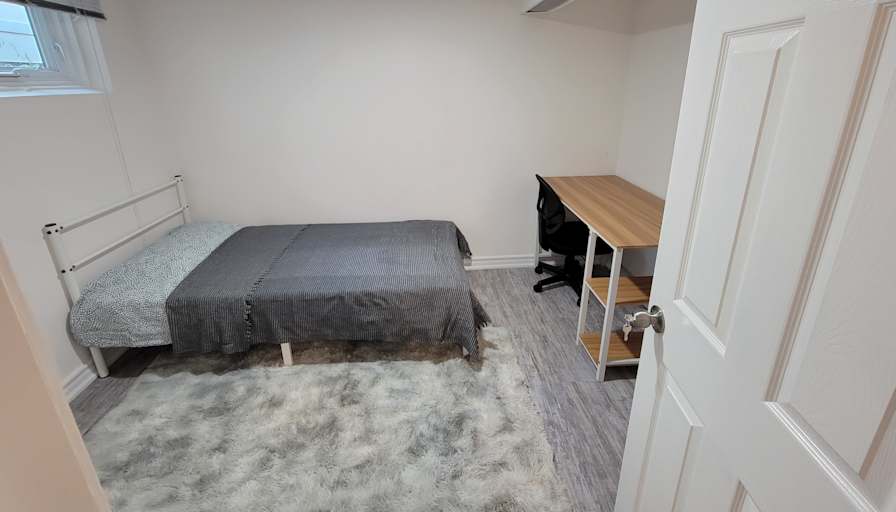Gokce's room