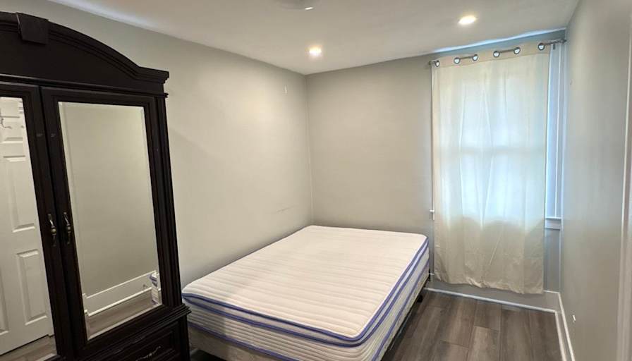 Cassius's room