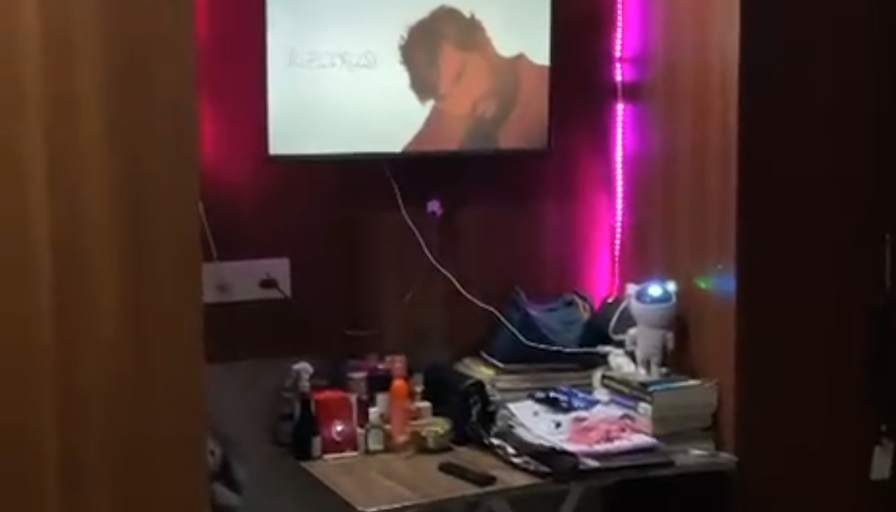 pallavi sharma's room