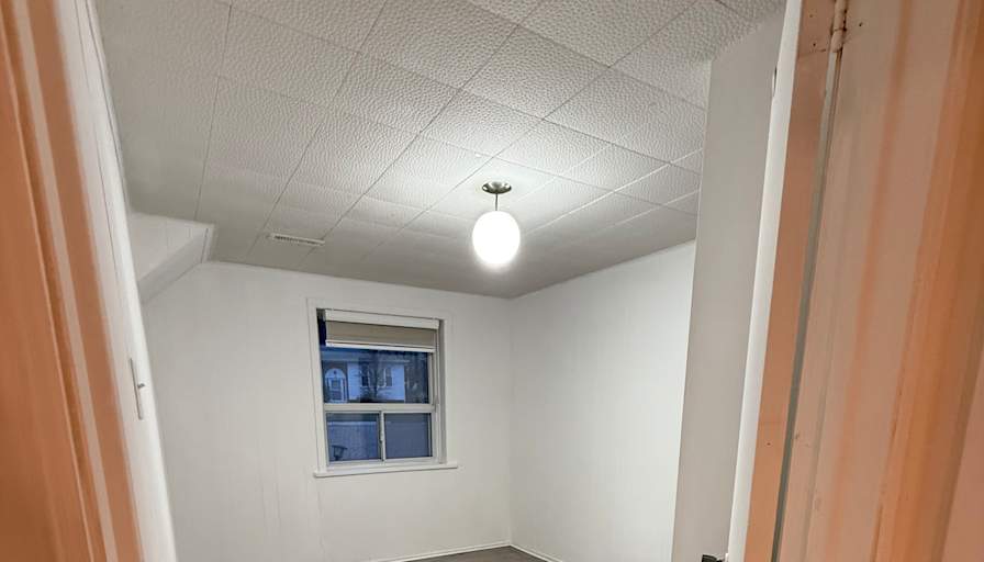 Mahnaz alibeiki's room