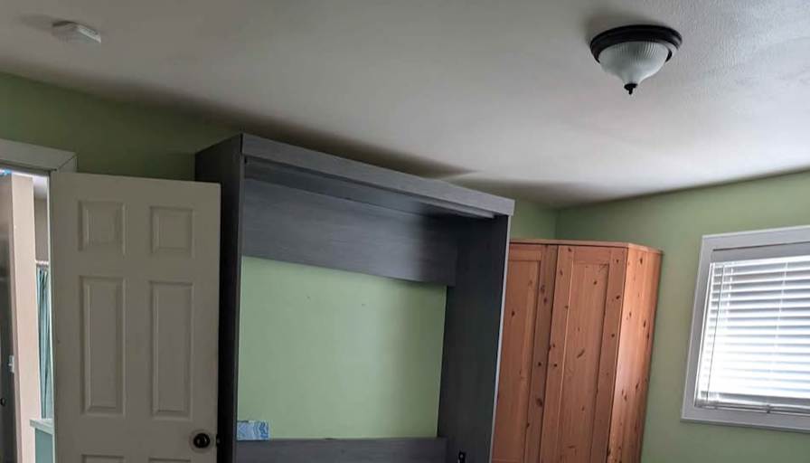 Tree's room
