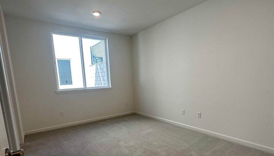 Golden Gate Rentals's room