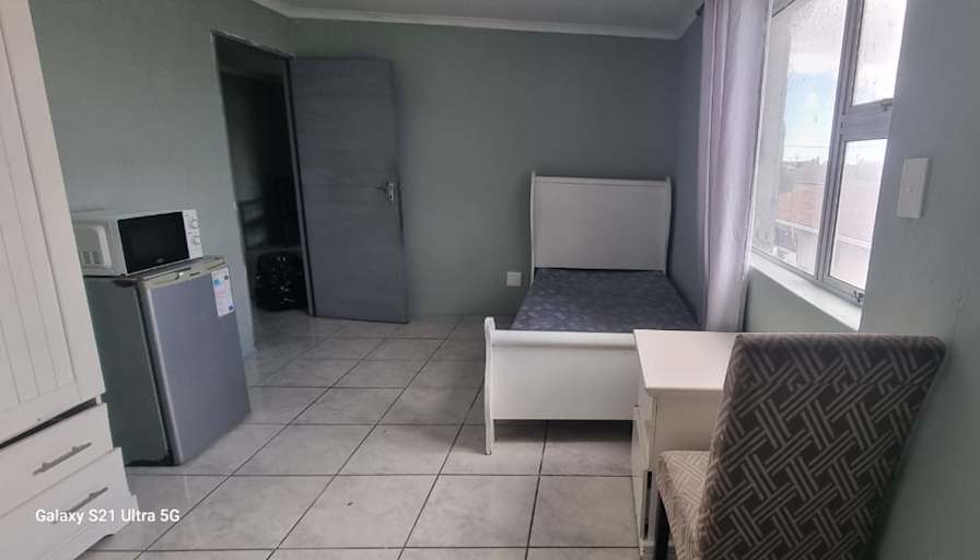 S M's room