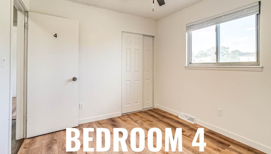 HomeCrew's room
