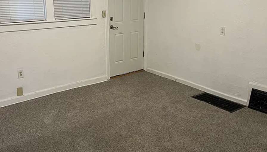 Beob woon's room