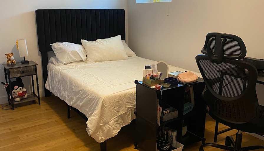 Lucia's room
