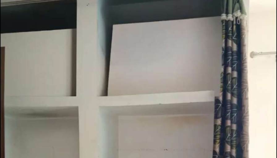 Om Chauhan's room