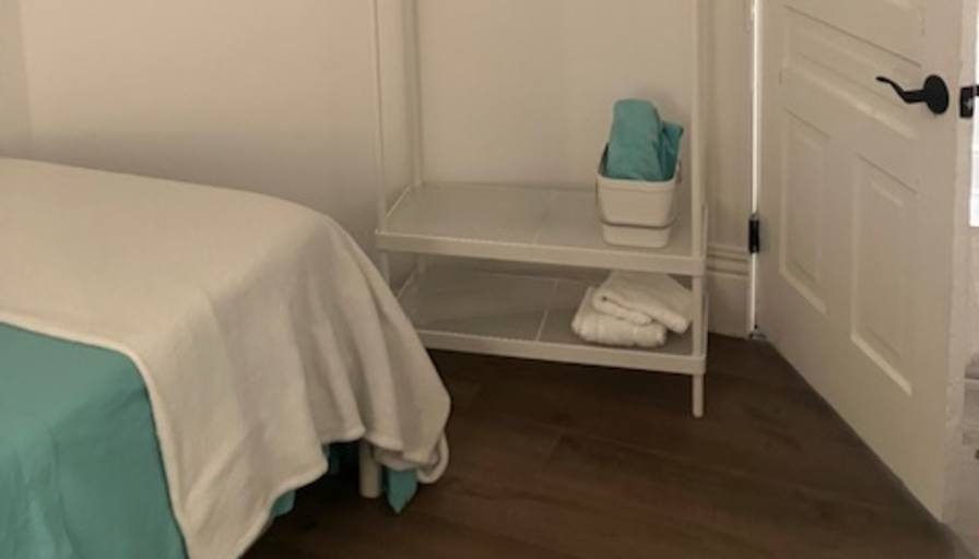 Andrea's room