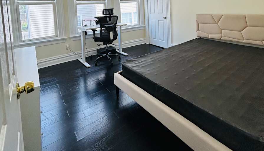 Mo's room