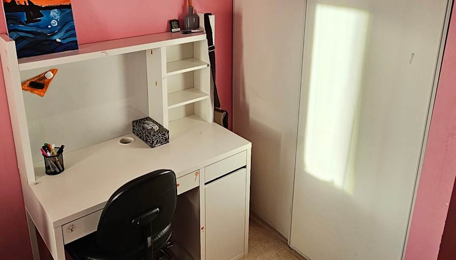 Sam sh's room