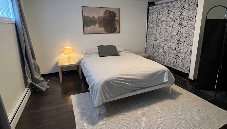 Tara's room