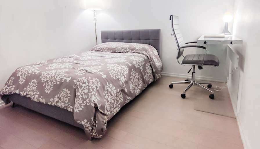 Mina's room
