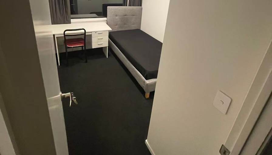 paul's room